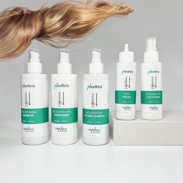 ANTI-DANDRUFF INTENSE SHAMPOO - Шампунь проти лупи з антисептичною дією 200 мл
