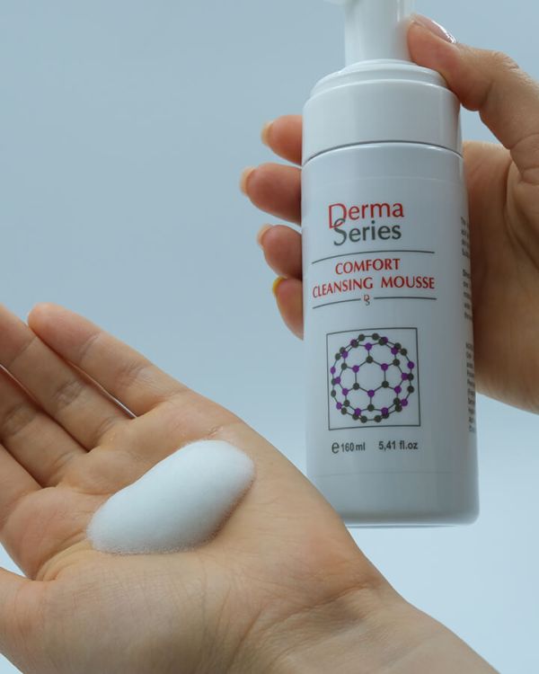 Comfort cleansing mousse - Універсальний мус для очищення 150 мл